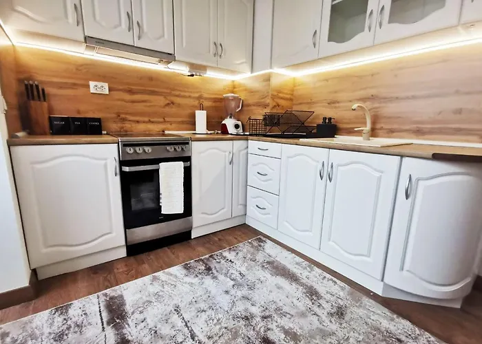 Near The Park Апартамент *